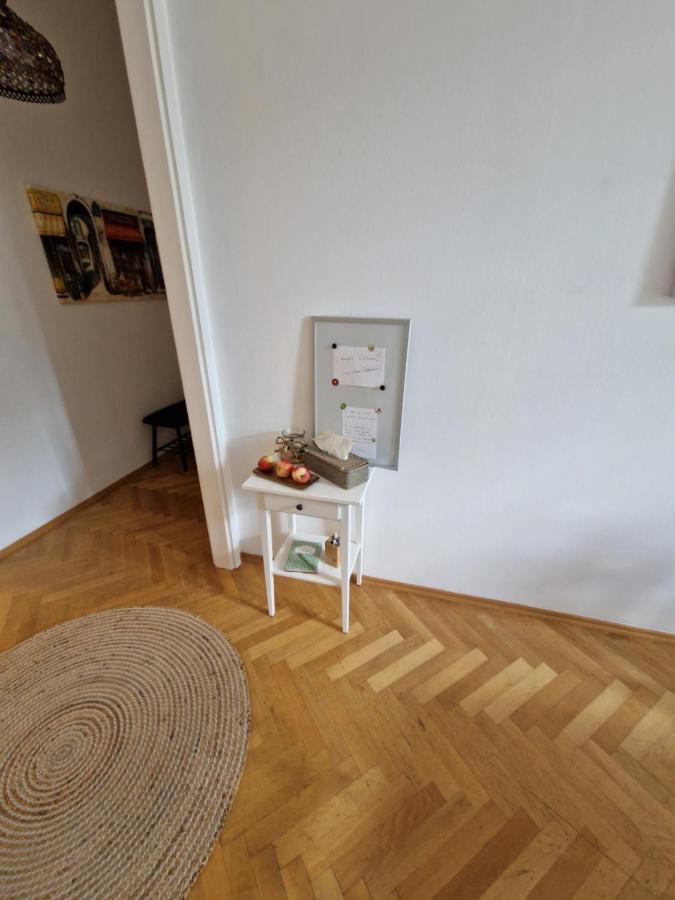 Entzueckendes Apartment Im Zentrum Graz Exteriör bild